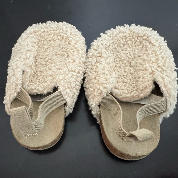 Carters Cozy Cream Baby Shoes 3-6m - Picture 4 of 5
